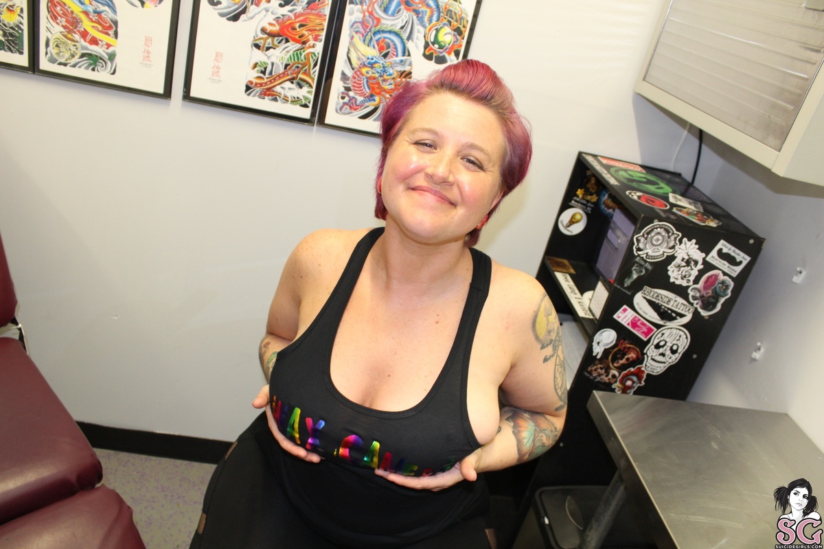 bettybombshell79-tattoome-07.jpg