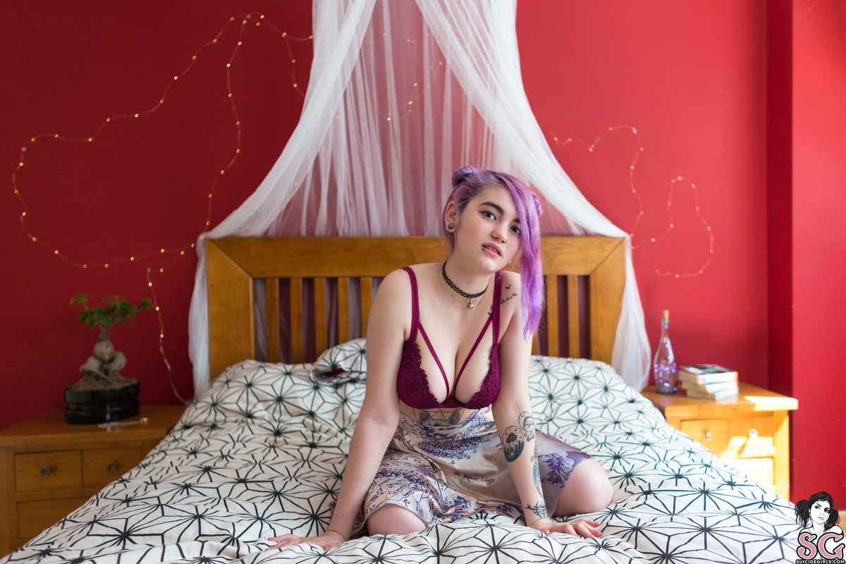 littledolly-theringgoessouth-01.jpg