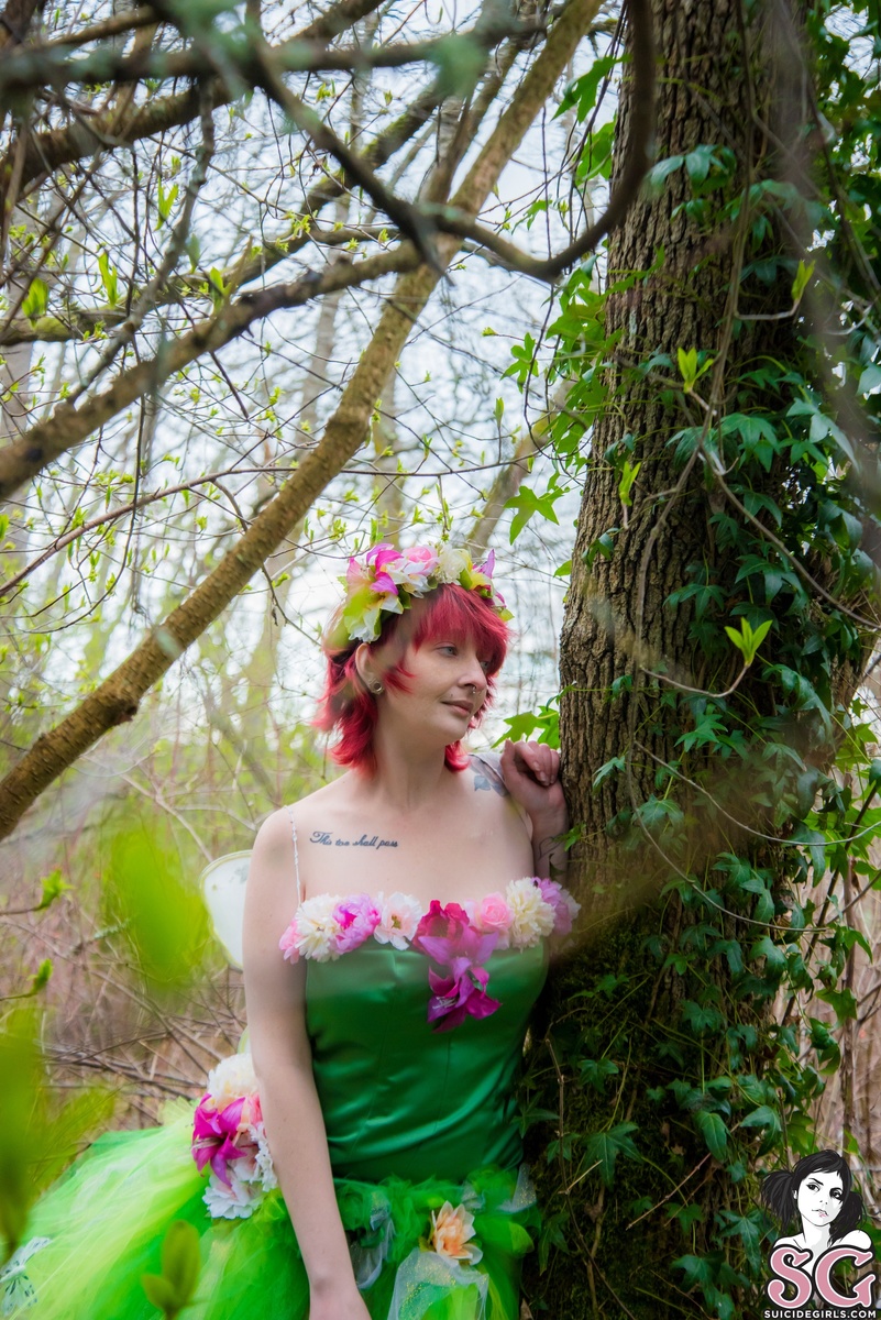 sallysparrow-idobelieveinfairies-03.jpg