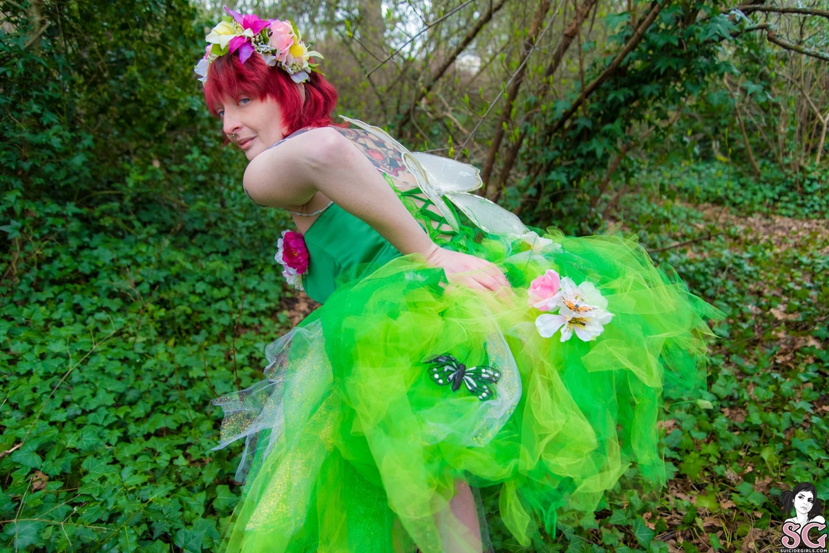 sallysparrow-idobelieveinfairies-05.jpg