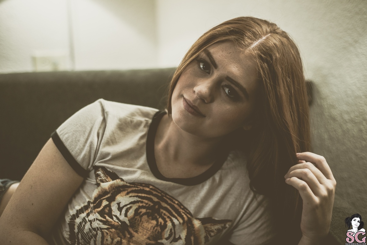 alliesummers-hotelerotique-03.jpg