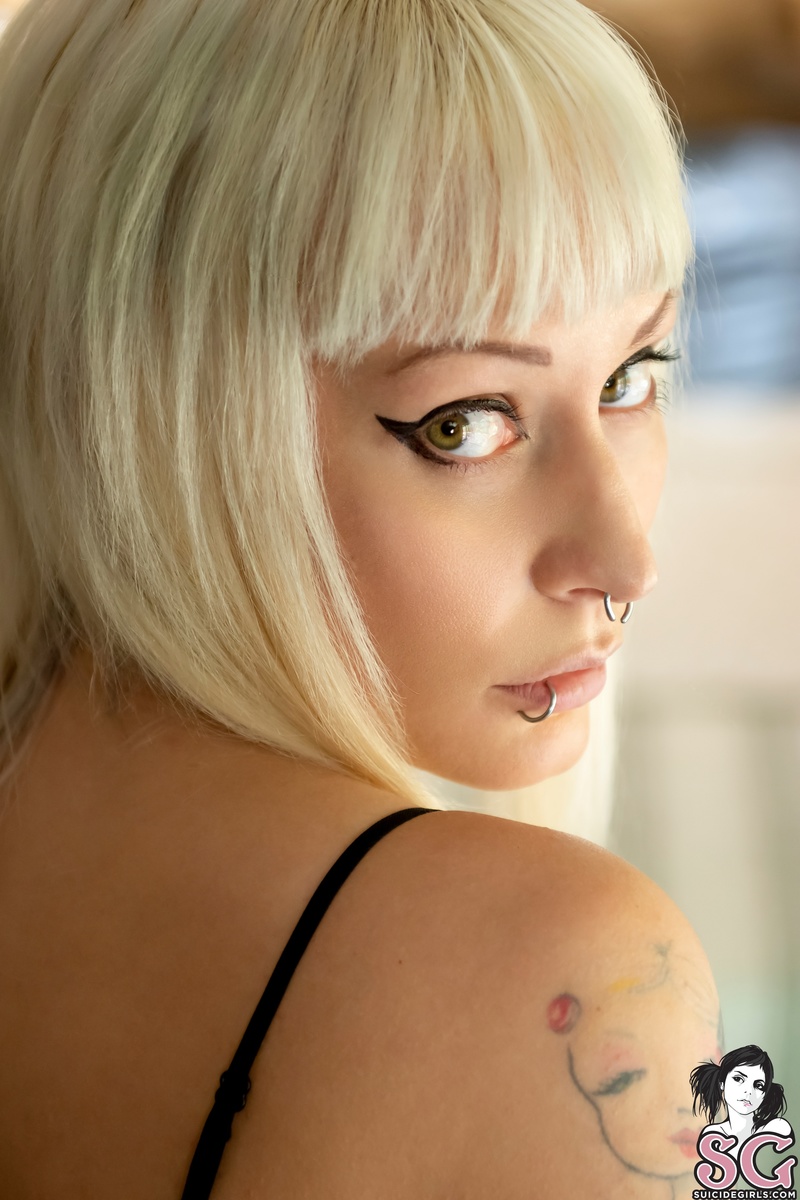 salem-luckyyou-15.jpg
