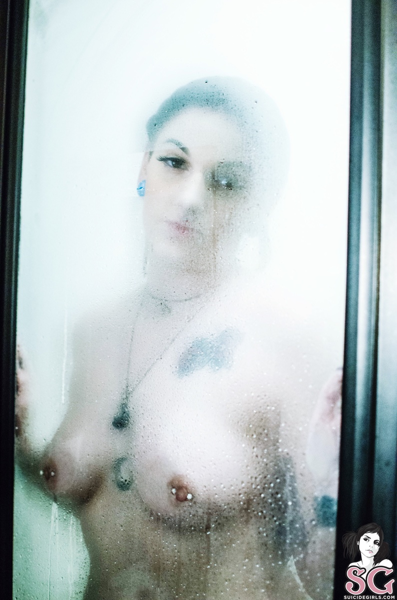 lilithlovebug-luminesce-39.jpg