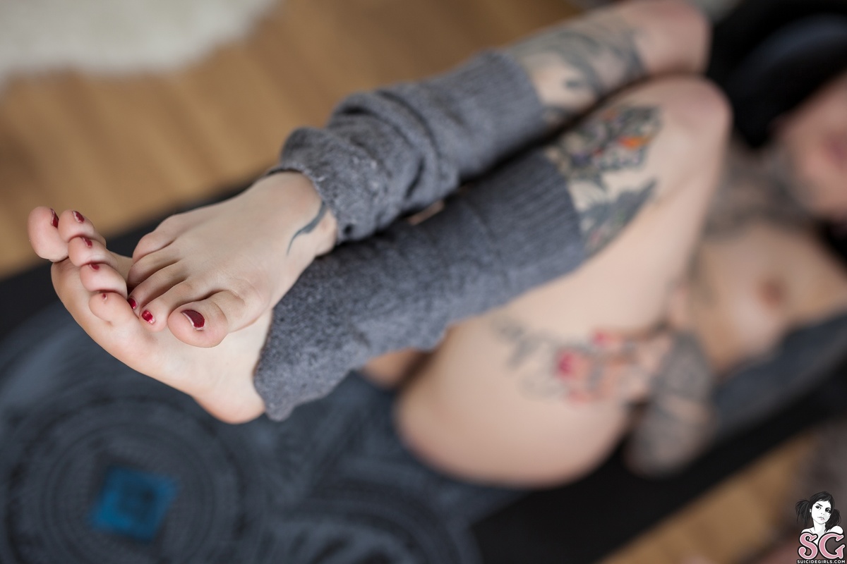 emilialoraine-yogaaddicted-35.jpg