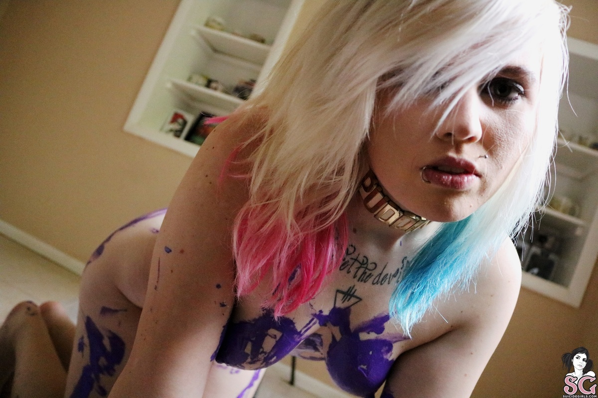 hardcoreharley-thecolourofchaos-31.jpg
