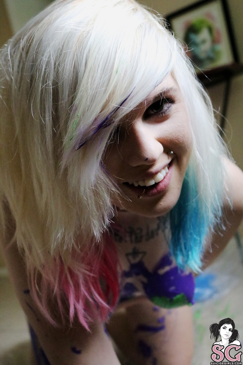 hardcoreharley-thecolourofchaos-37.jpg