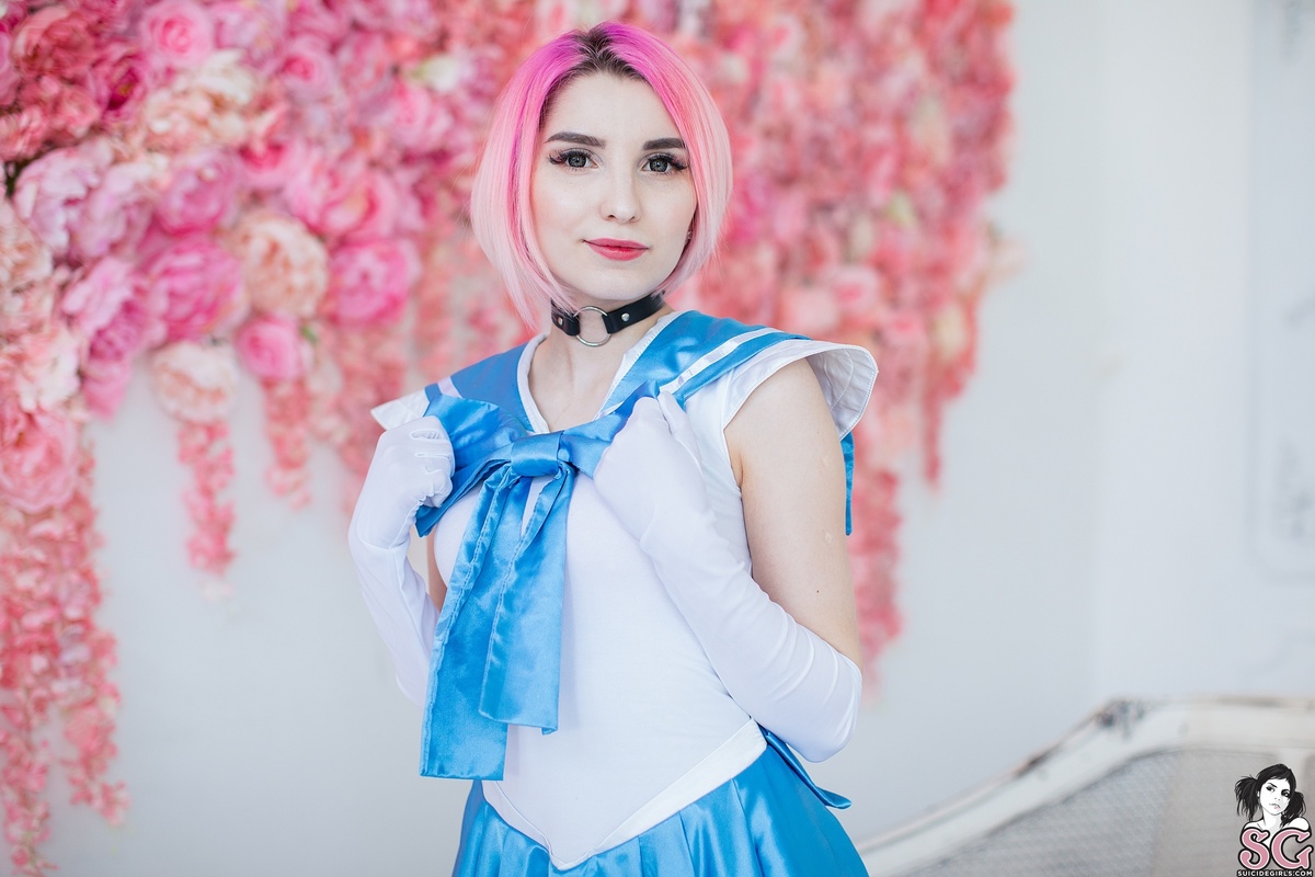 janejame-pinkdreamsofsailormercury-01.jpg