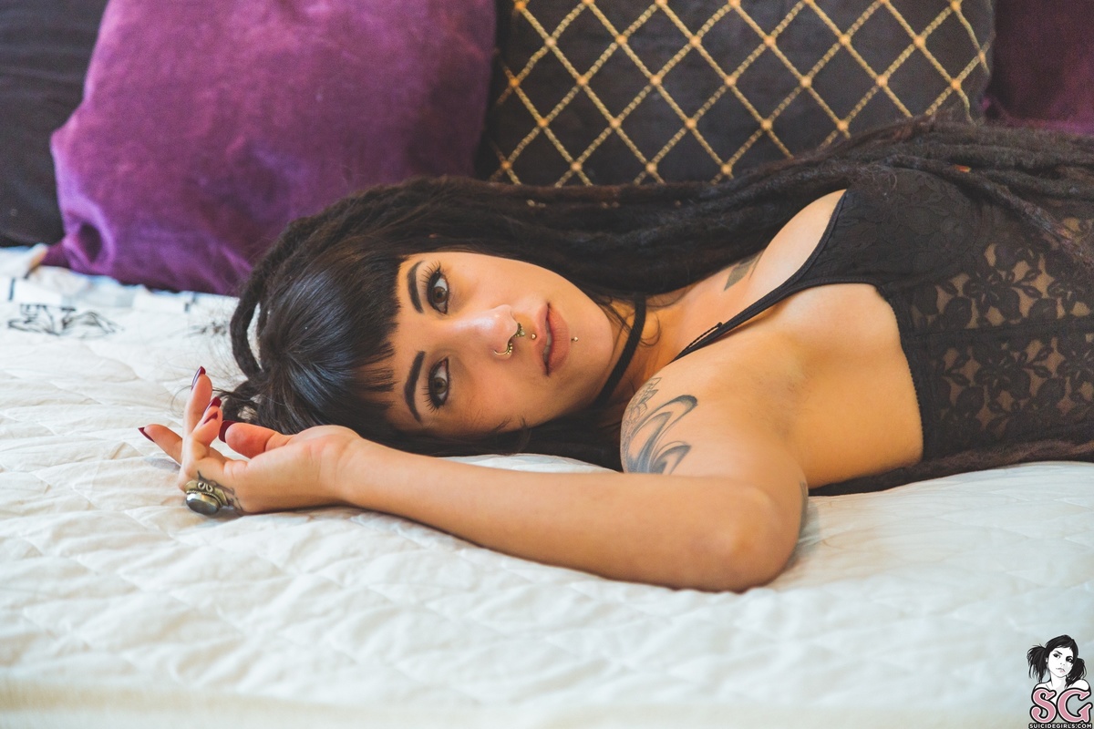 yanah-dertanzderschatten-05.jpg