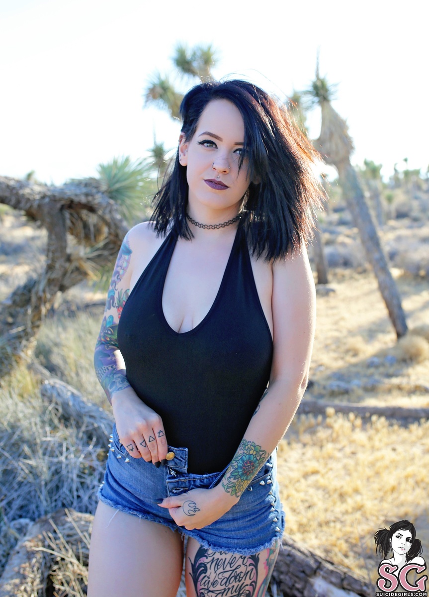 amandanicole-allhypenoheart-07.jpg