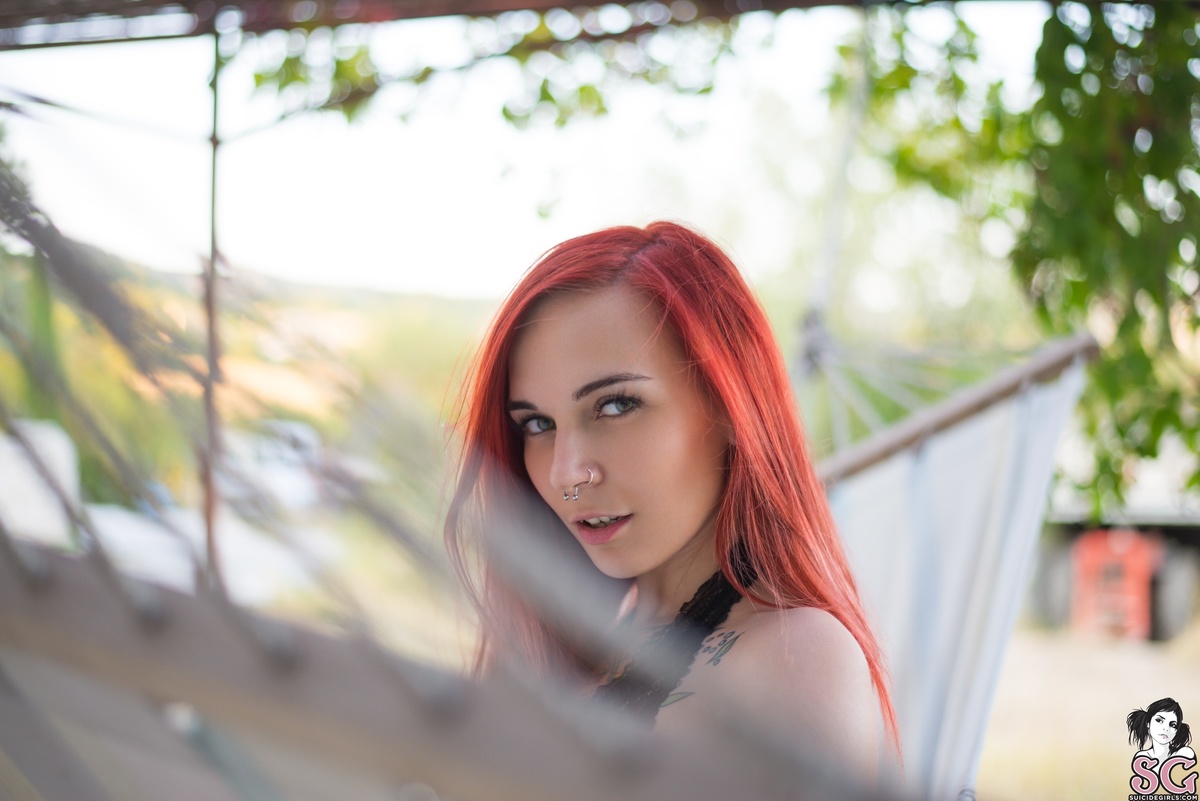 ivylina-drawingdownthemoon-09.jpg