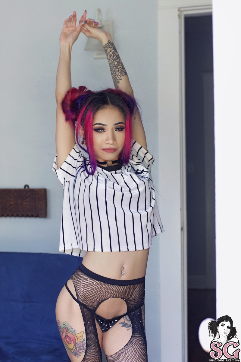 rainelee-hitthebenches-11.jpg