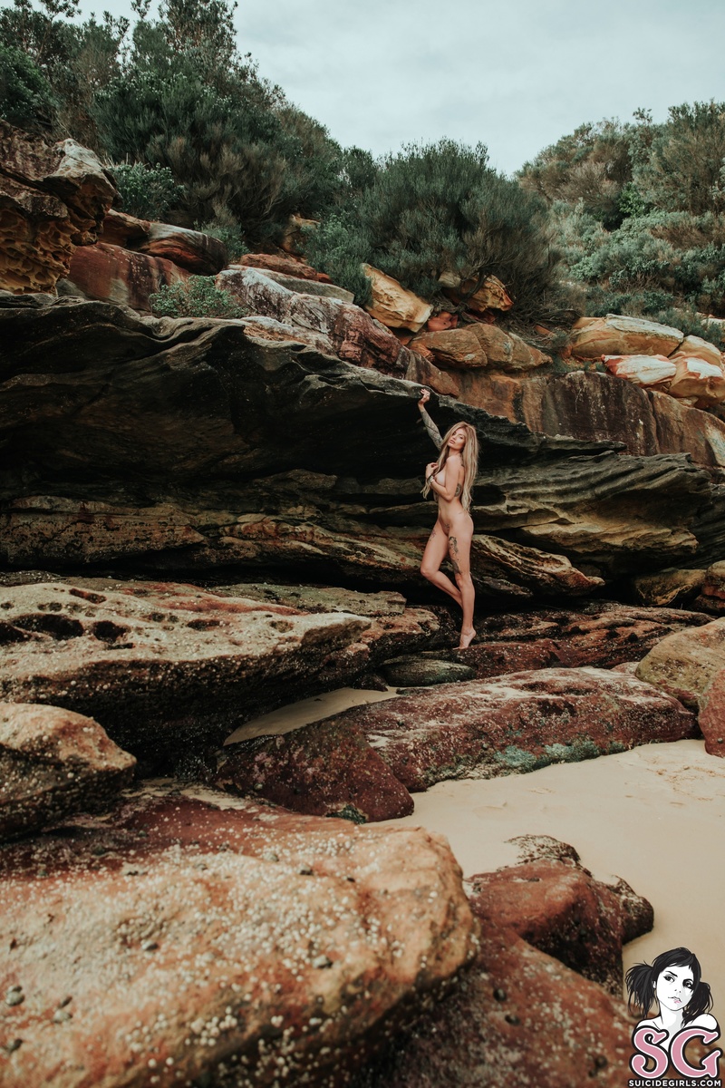 dollyd-aphrodite-27.jpg