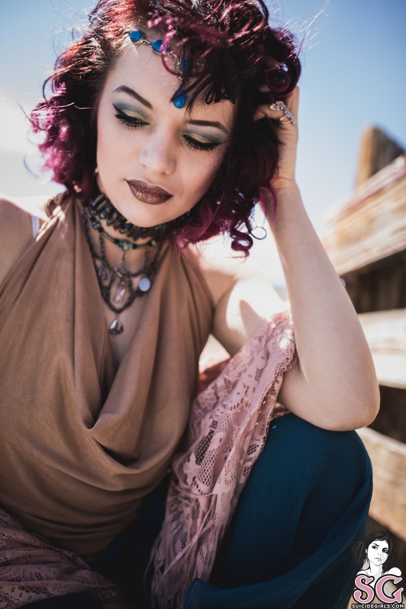ladyeluerra-gypsyfreedom-09.jpg