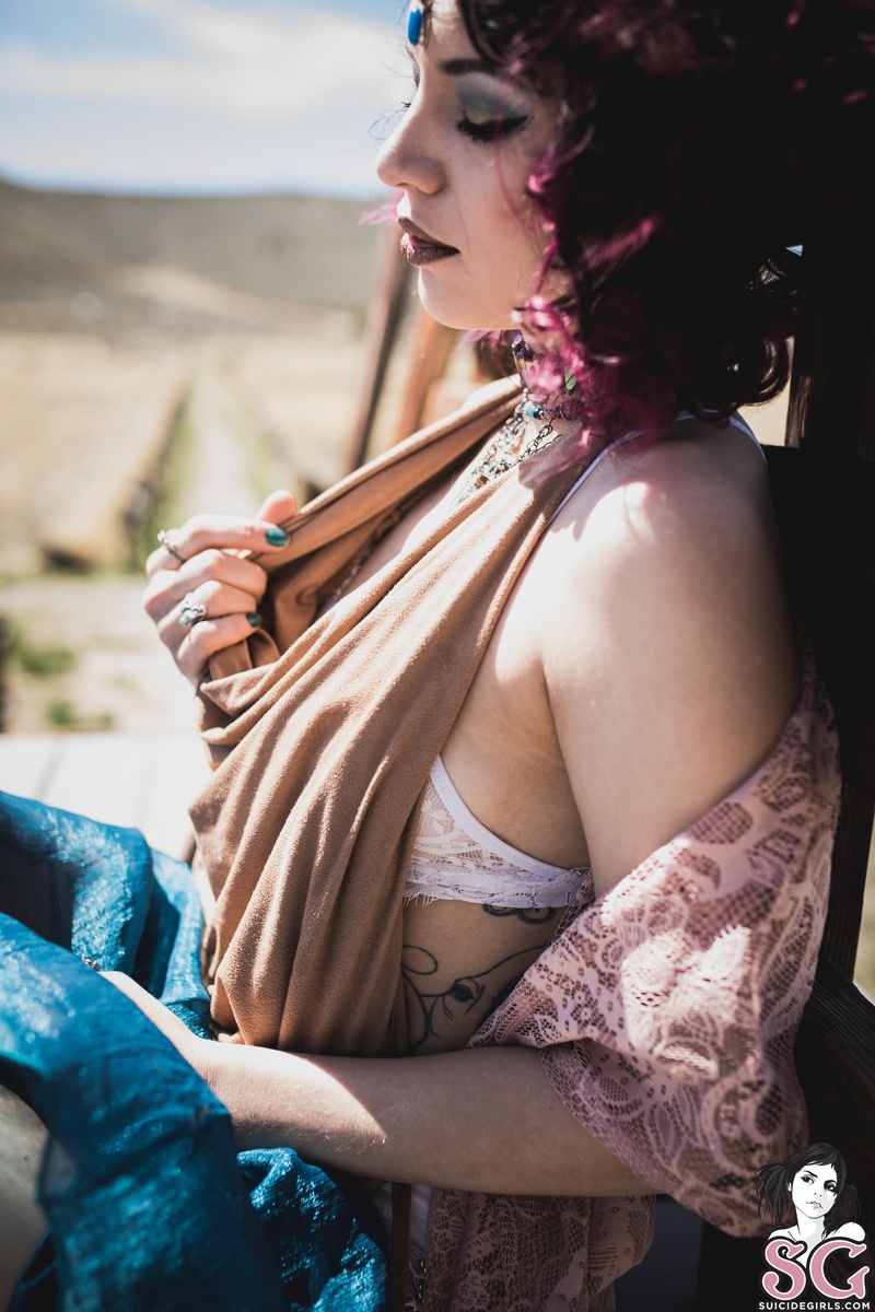 ladyeluerra-gypsyfreedom-21.jpg