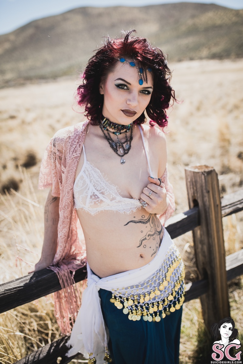 ladyeluerra-gypsyfreedom-23.jpg