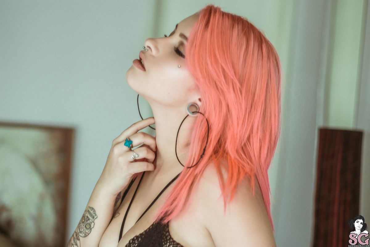 rehchagas-myselfandi-03.jpg