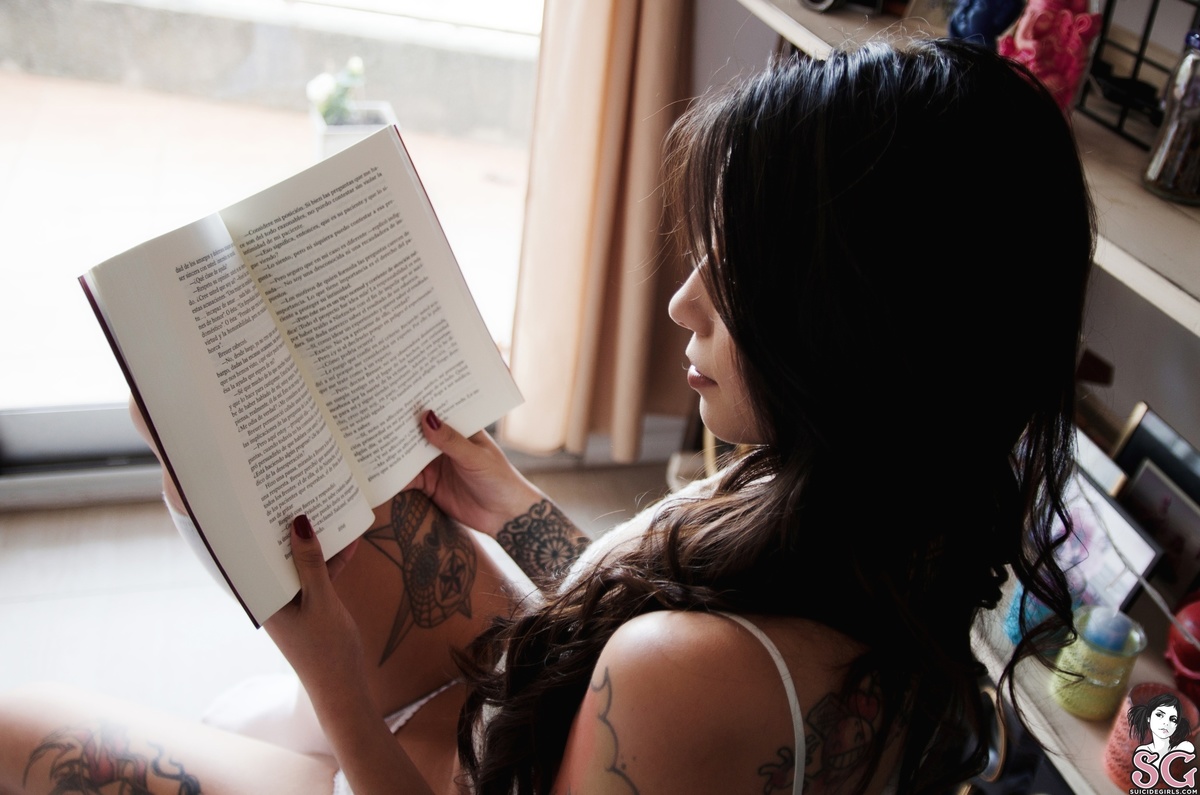lency-readmymind-03.jpg