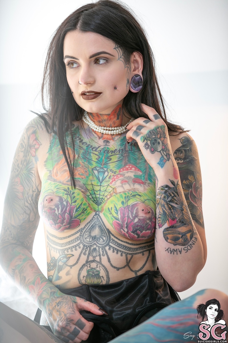 toxyfoxy-backinblack-27.jpg