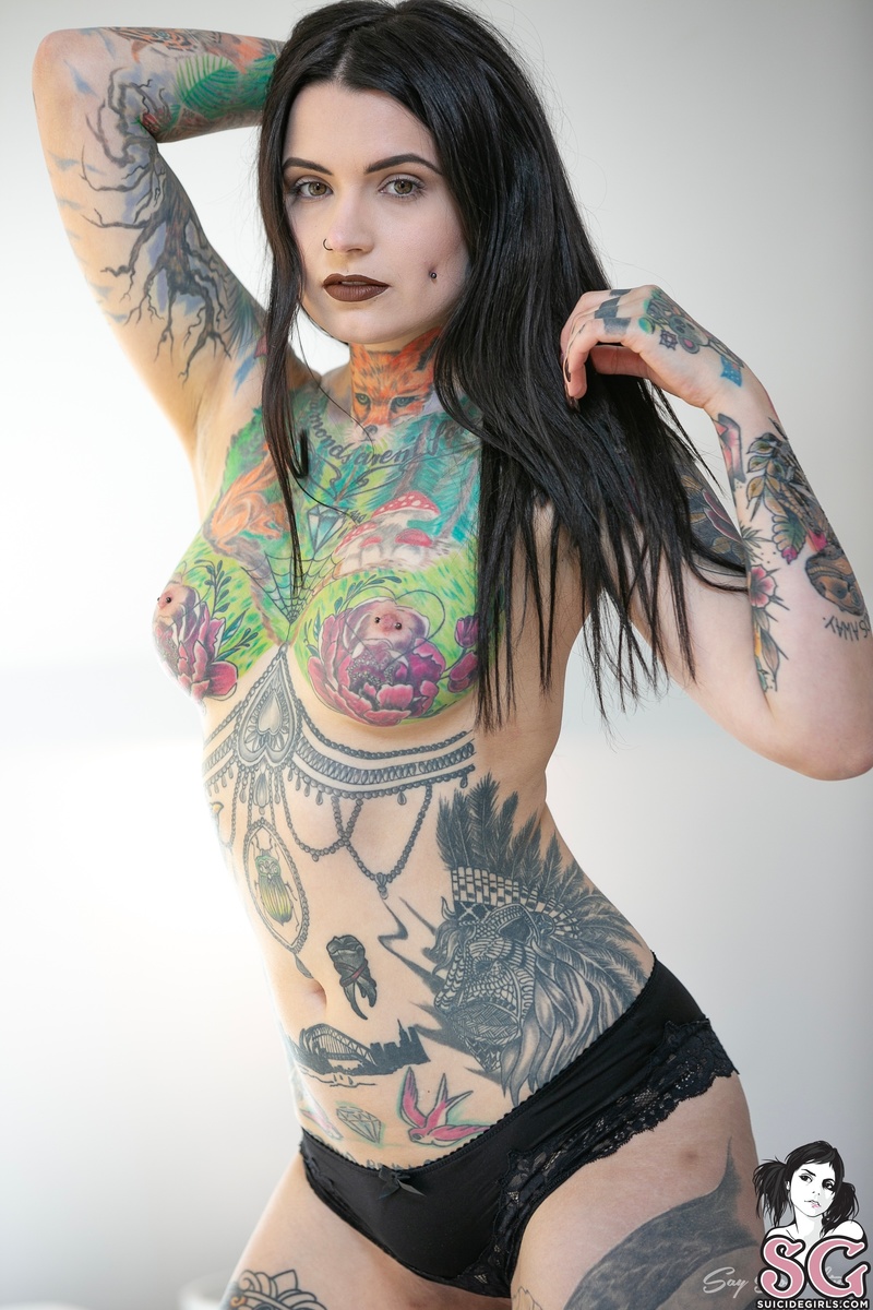 toxyfoxy-backinblack-33.jpg