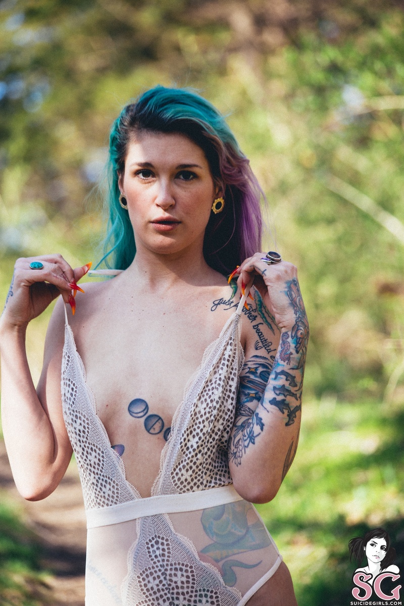 fbambery-lostinthewoods-31.jpg