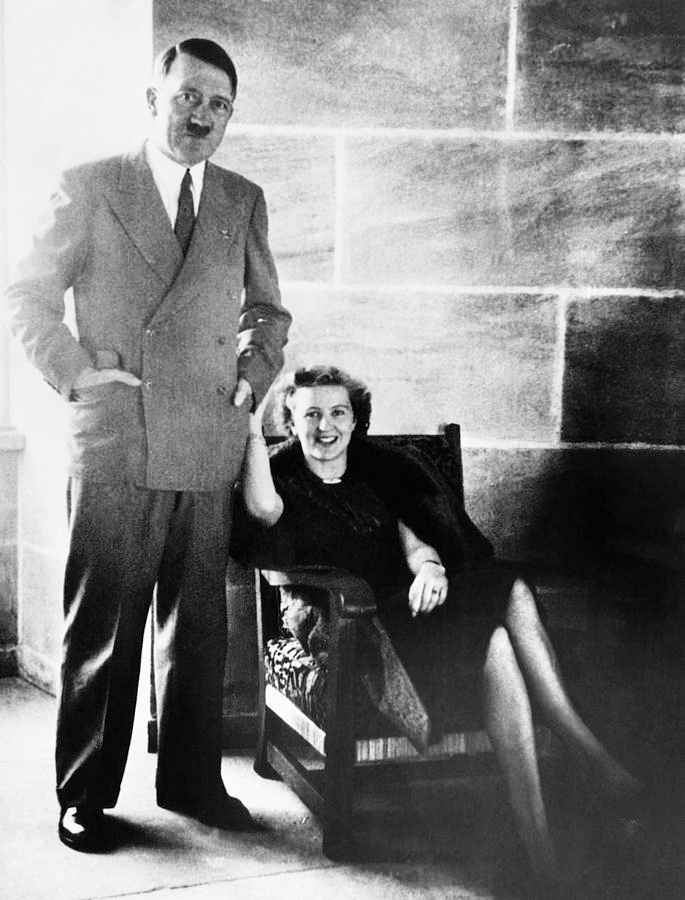 adolf.jpg
