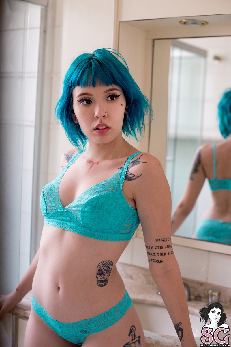 vohs-theshower-01.jpg