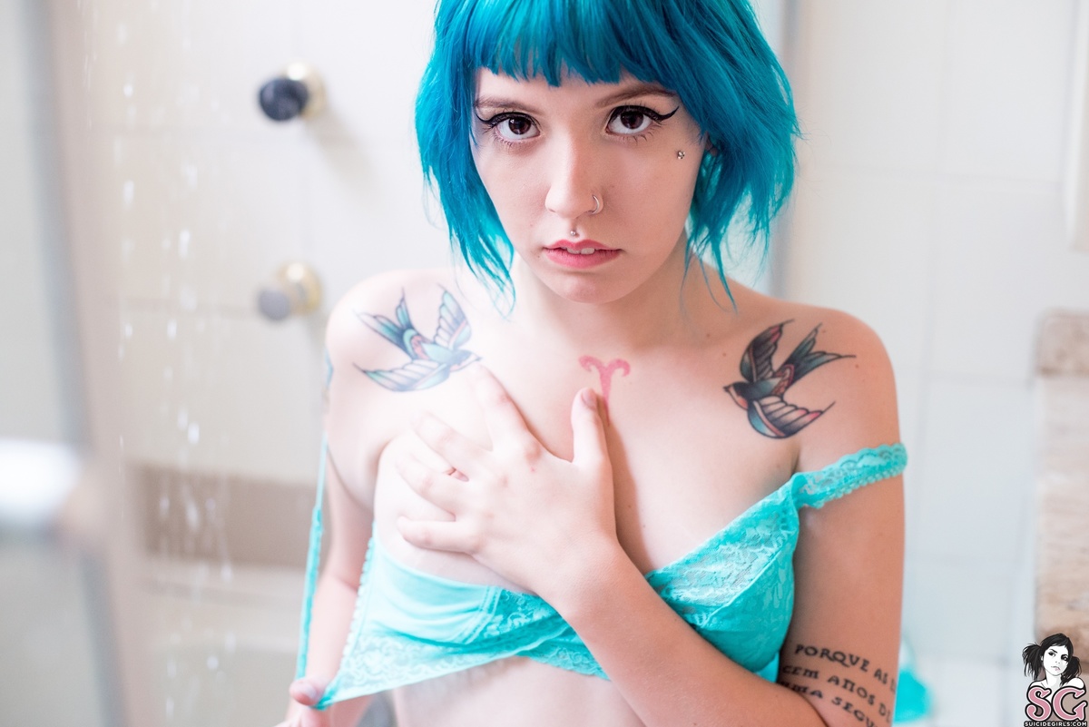 vohs-theshower-15.jpg