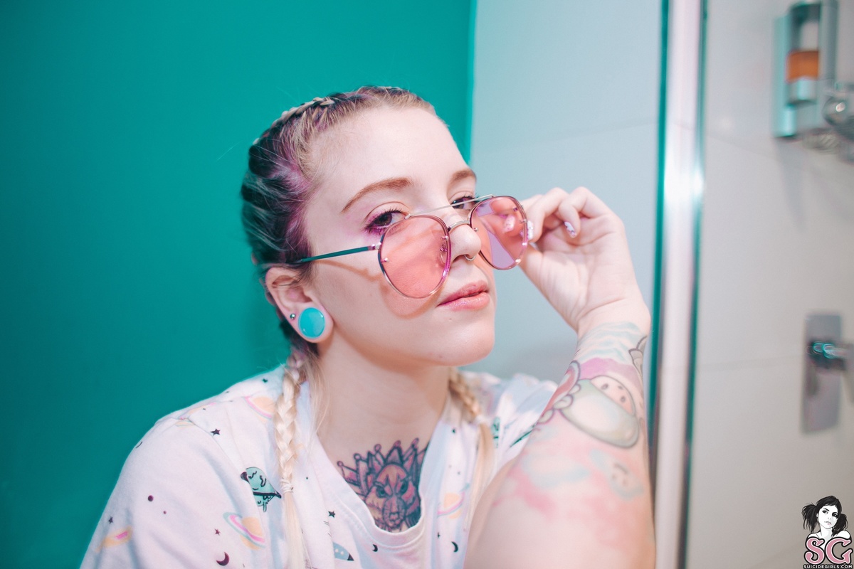 julieberry-spotlight-05.jpg