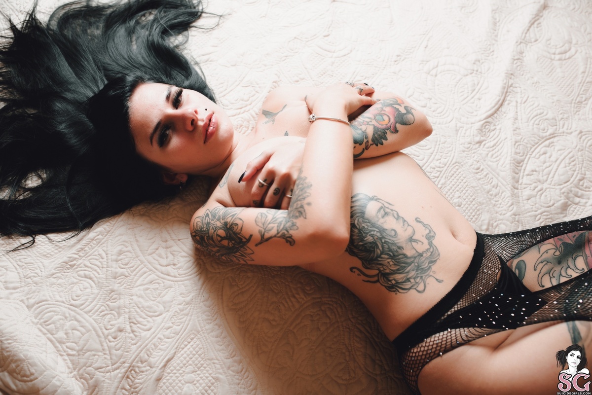 nadincatbug-blackdiamond-39.jpg