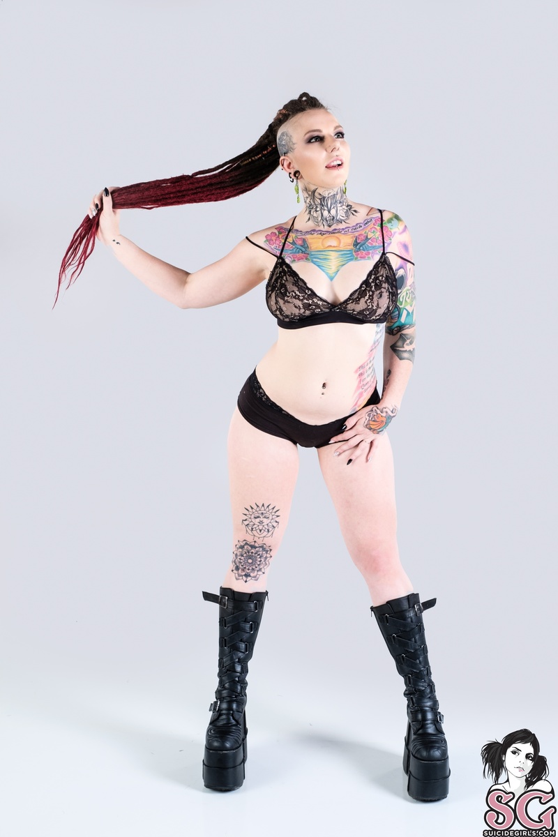 westcoastjean-rawfirstlook-11.jpg