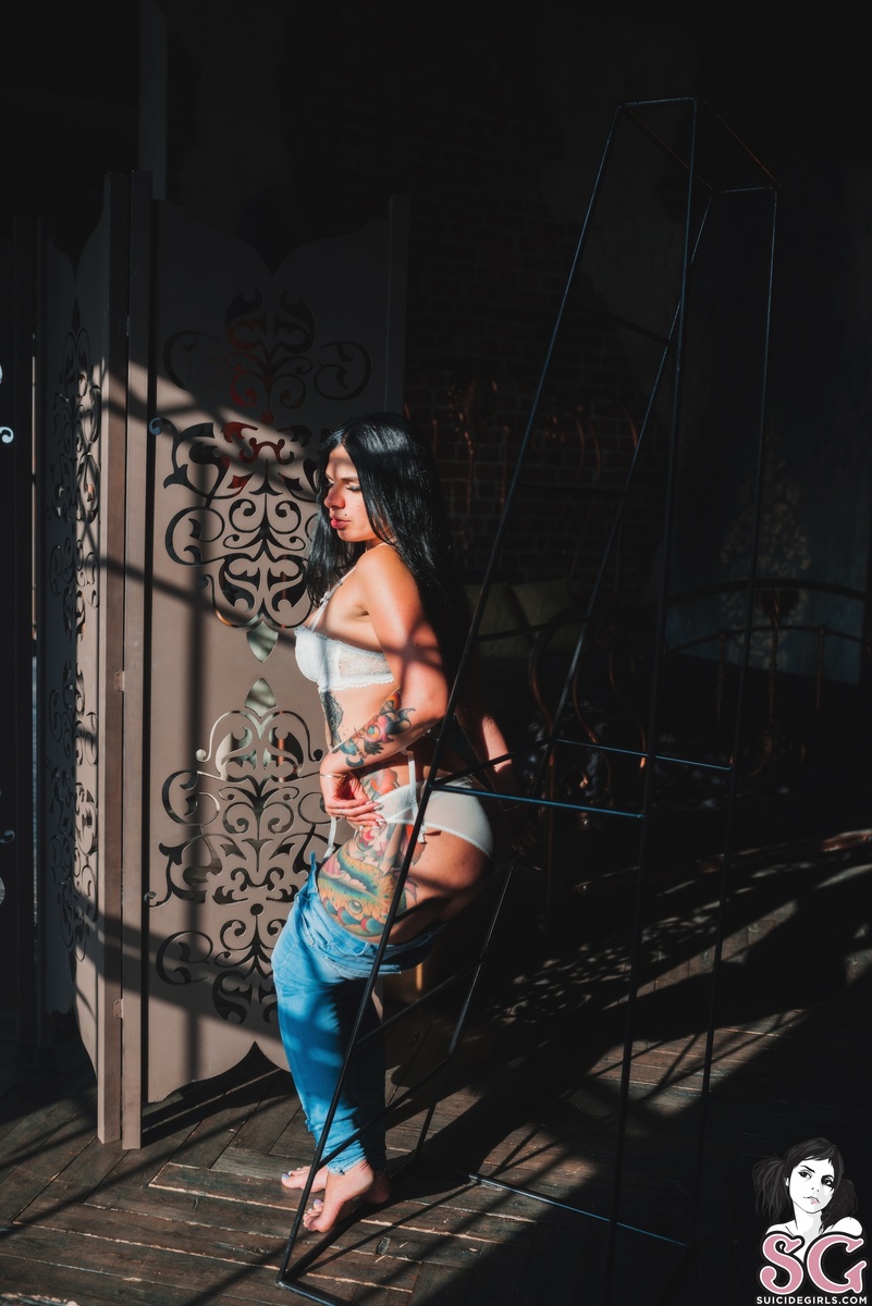 nadincatbug-morningair-09.jpg