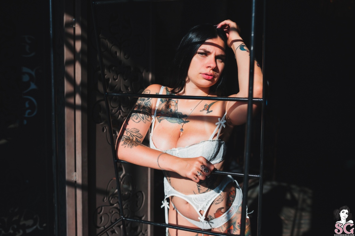 nadincatbug-morningair-21.jpg