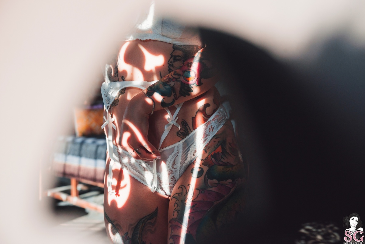 nadincatbug-morningair-25.jpg