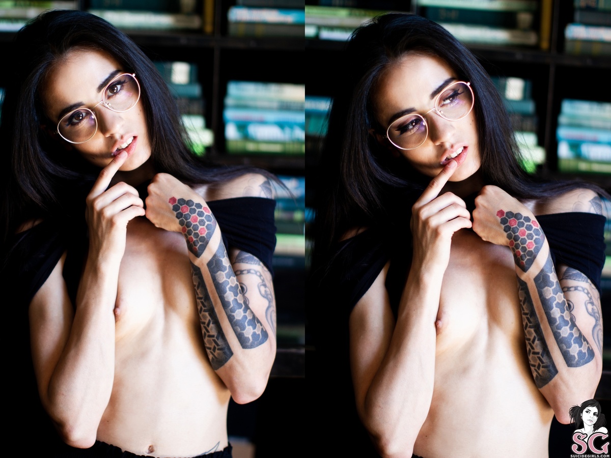 smoky-notlikeothergirls-11.jpg