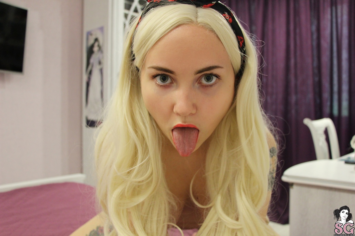 stellakirk-myroommyrules-29.jpg