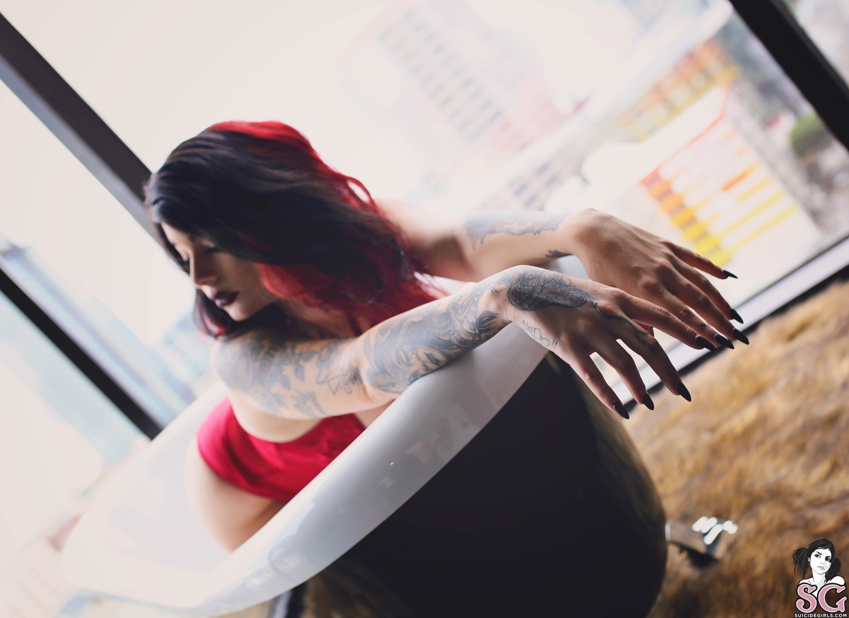 sultry-riskywithsultry-05.jpg