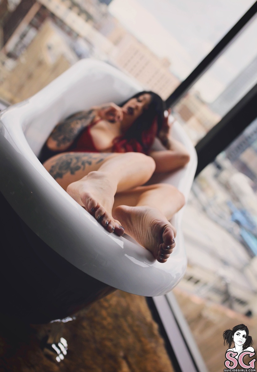 sultry-riskywithsultry-07.jpg
