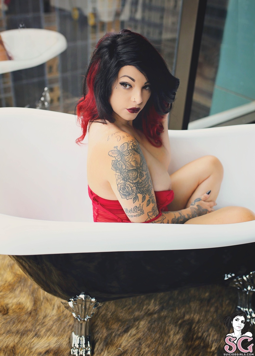 sultry-riskywithsultry-15.jpg