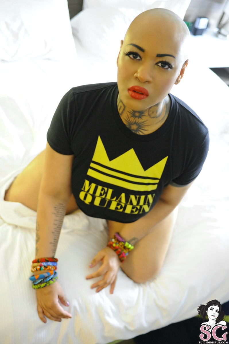 sperohh-queensinmyblood-03.jpg