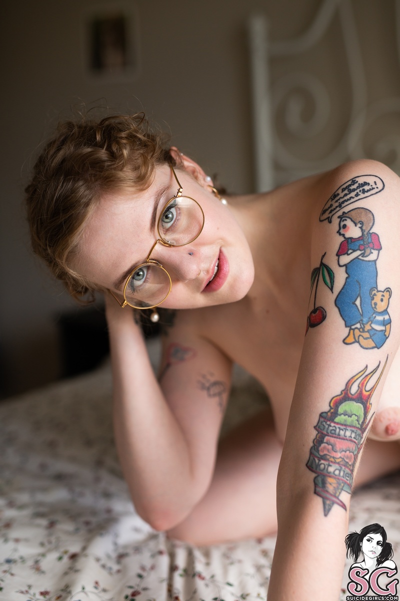 lilarayne-queenofcrime-39.jpg