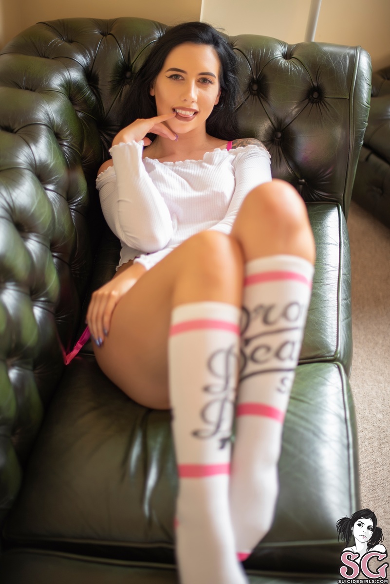 samanthaa-dreamingthedayaway-03.jpg