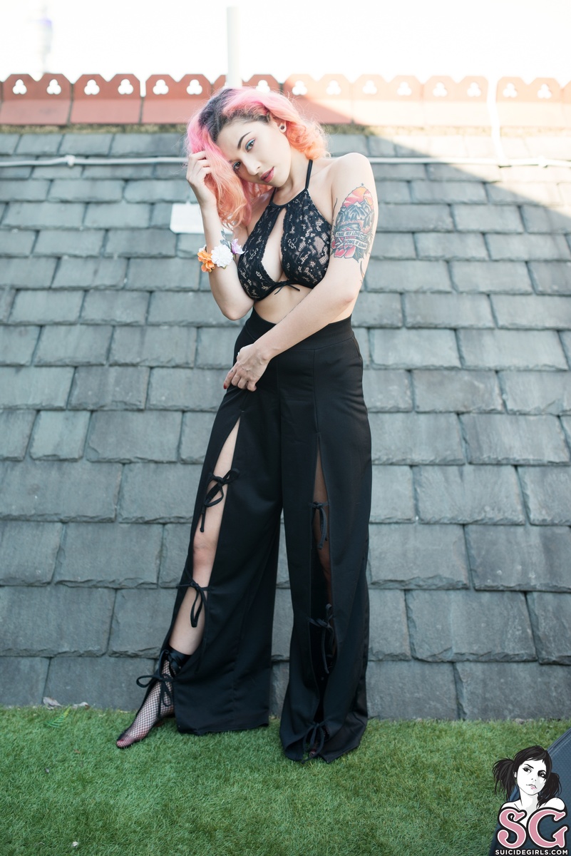 sophoulla-youngandbeautiful-05.jpg