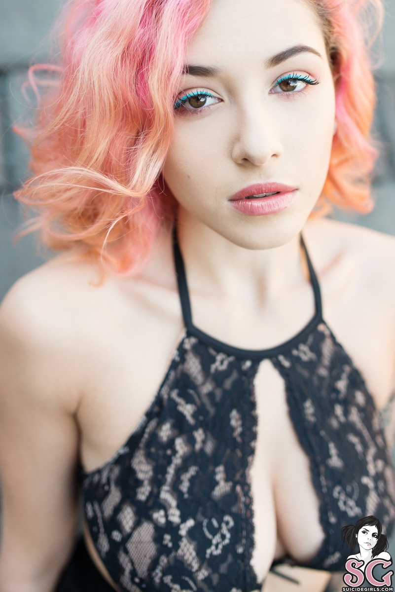 sophoulla-youngandbeautiful-07.jpg