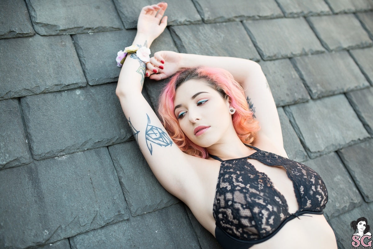 sophoulla-youngandbeautiful-09.jpg