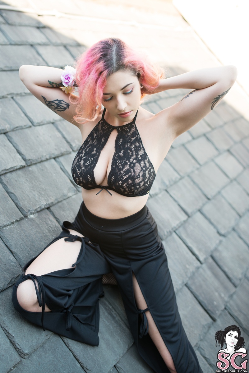 sophoulla-youngandbeautiful-11.jpg