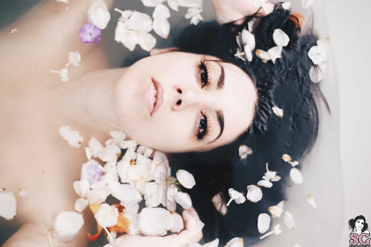 minagail-delicate-37.jpg