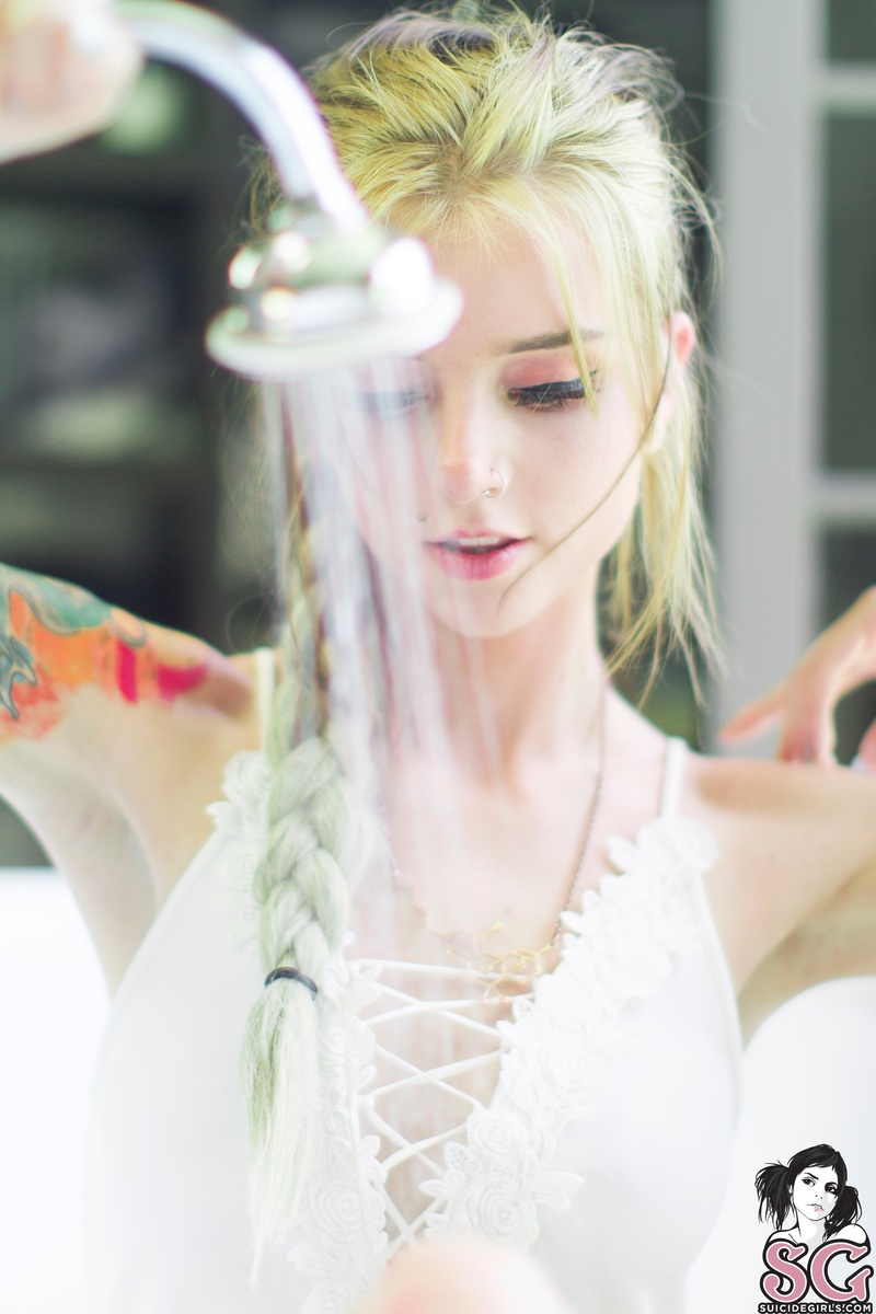 tangiekitty-aquamarine-13.jpg