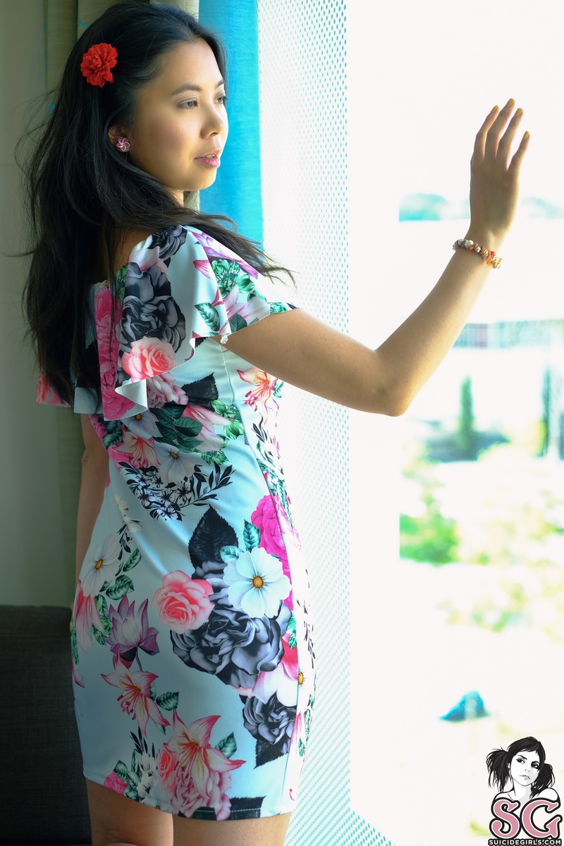 ostara-inmyfloraldress-01.jpg