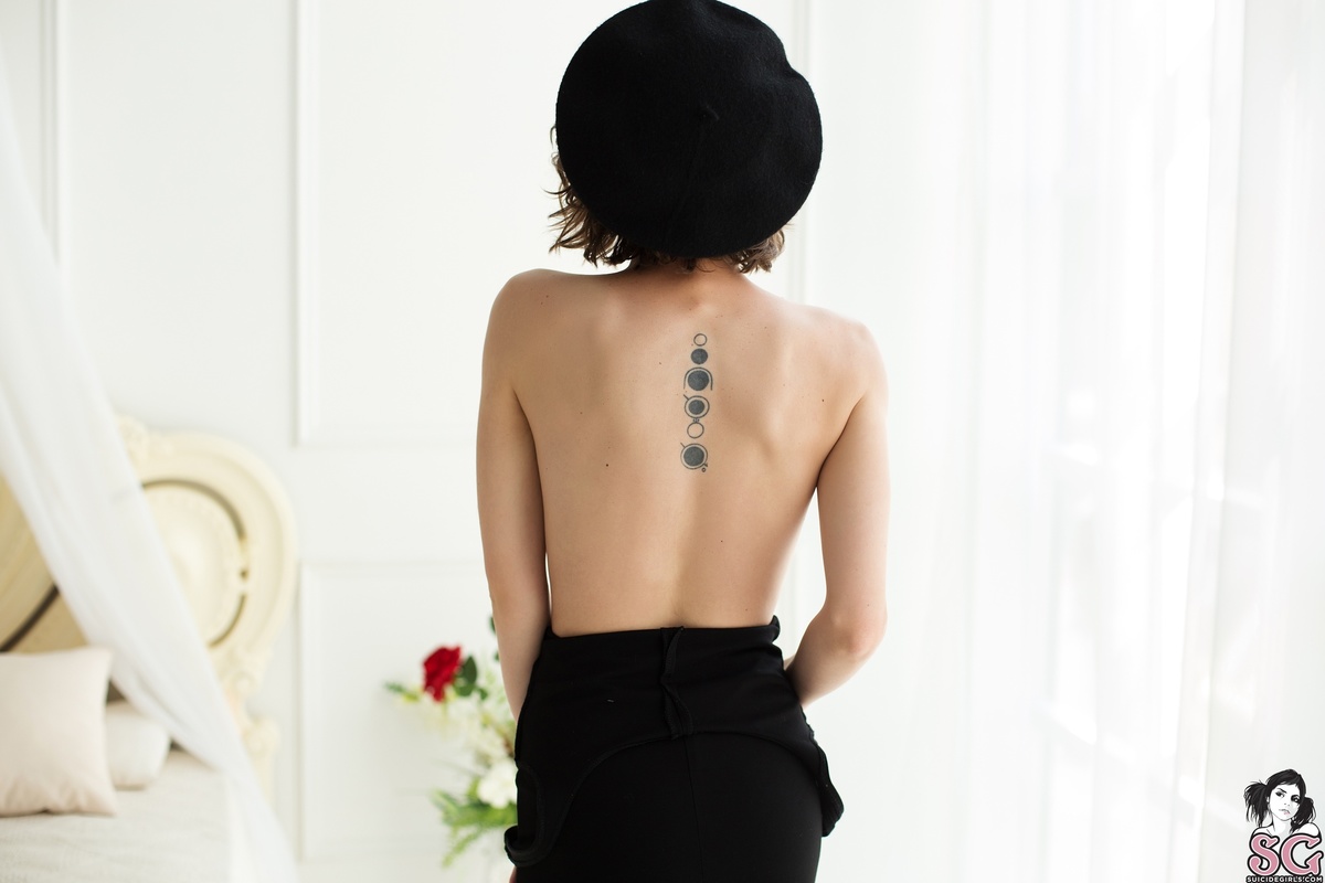hannacentauri-frenchkiss-11.jpg