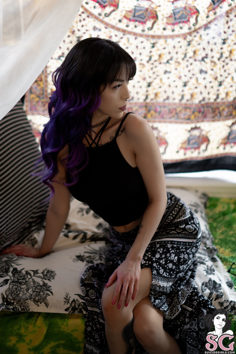 adorn-bohemiansummer-01.jpg